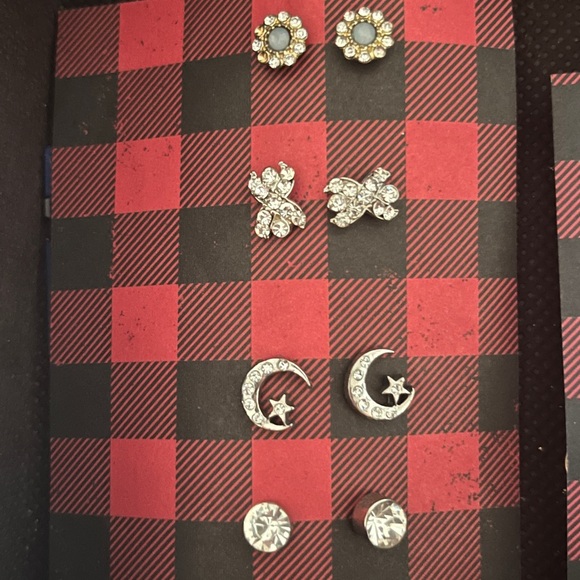 Claire’s Assorted Summer Stud Earrings - Picture 2 of 4